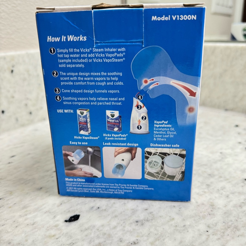 Vicks Portable Steam Inhaler, V1300 No Electricity Required - Picture 2 of 3